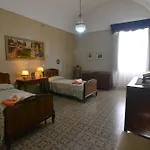 Pensionat Basilicata Host To Host-casa Eleonora