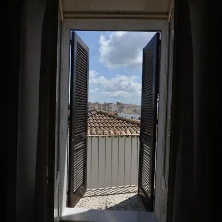 Basilicata Host To Host-casa Eleonora Πανσιόν