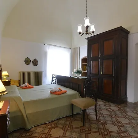 Πανσιόν Basilicata Host To Host-casa Eleonora Pisticci