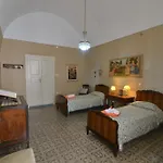 ゲストハウス Basilicata Host To Host-casa Eleonora 3*