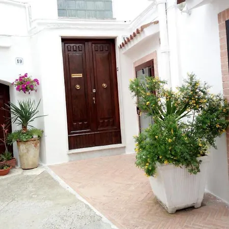 Basilicata Host To Host-casa Eleonora